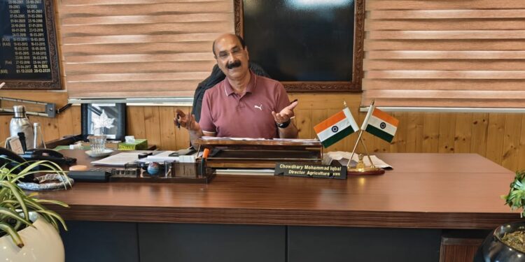 Dir Agri reviews Agriculture scenario in Kashmir amid prevailing weather conditions Department Committed to uphold farmer’s interests: Chowdhury Iqbal
