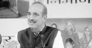 Azad Dismisses Pre-Poll Alliance Prospects with Apni Party, Peoples Conference