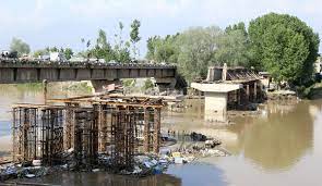 After tragedy, construction work on vital Gandbal bridge resumes after long delay