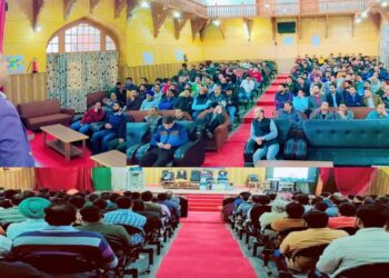 Lok Sabha Elections 2024 Micro Observers imparted elections training at Srinagar