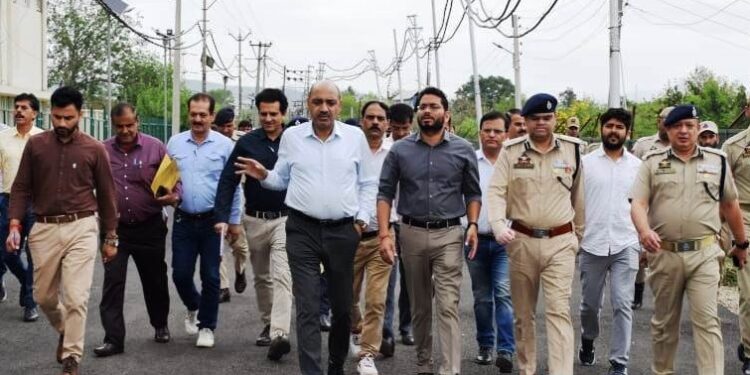 Shri Amarnath Ji Yatra DC Jammu inspects Yatri Bhawan Bhagwati Nagar