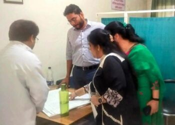 DC Jammu conducts surprise inspection of Government hospitals