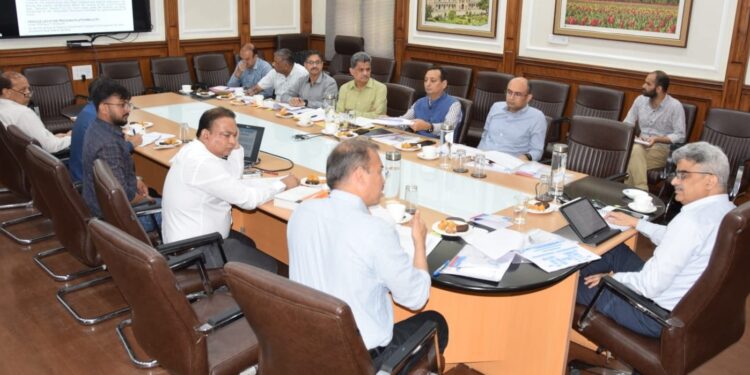 CS reviews progress on implementation of multiple reforms in Transport Deptt