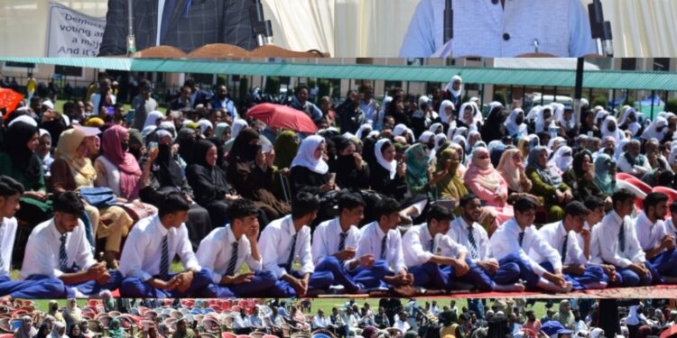 Lok Sabha Elections-2024 Thousands throng mega SVEEP event at GDC Pulwama; vows to vote for nation building