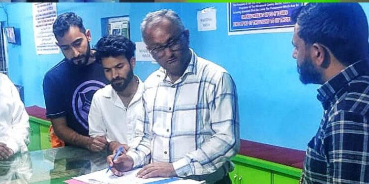 Health Department Team inspects Clinical establishments in Doda Town