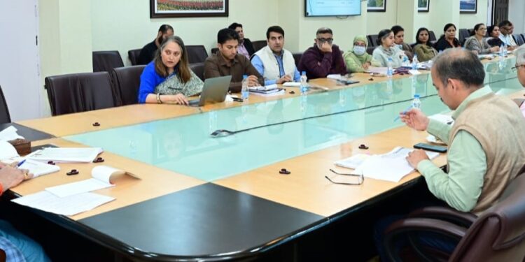 Lt Governor chairs review meeting of Social Welfare Department
