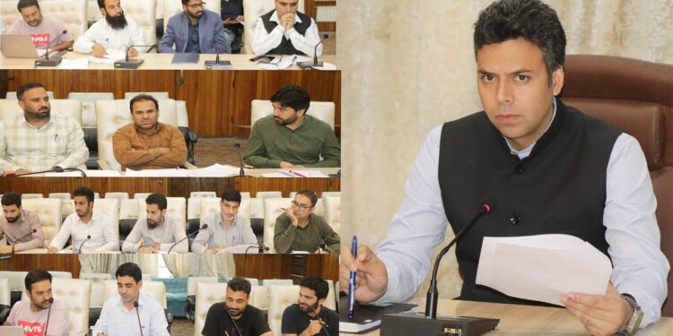 DC Srinagar reviews implementation of PMAY-Urban scheme in District