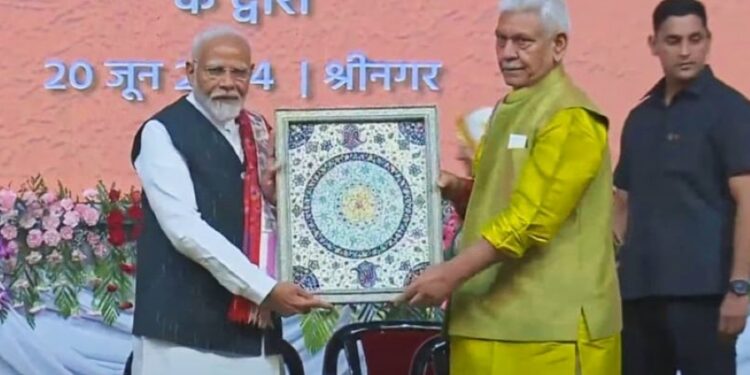 Highlights of the Speech of Hon’ble Lt Governor Shri Manoj Sinha at ‘Empowering Youth, Transforming J&K’ program in Srinagar addressed by Hon’ble Prime Minister Shri Narendra Modi