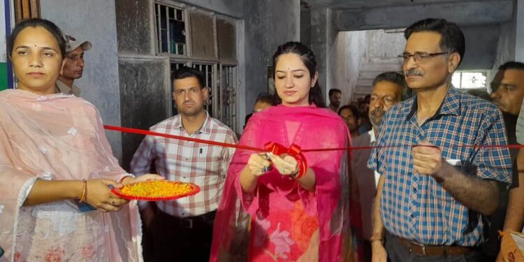 DC inaugurates Cocoon auction market in Udhampur