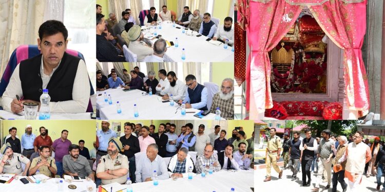 Div Com Kashmir visits Tullamulla, finalizes arrangements for Annual Mela Kheer Bhawani Instructs officers to ensure elaborate arrangements for the Mela