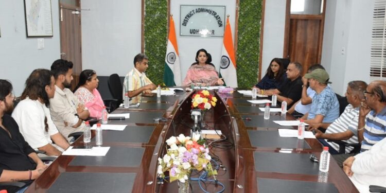 DEO briefs Political representatives on SSR -2024 at Udhampur