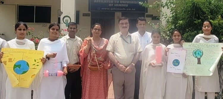 GDC Marh creates Bird Feeders to mark World Environment Day