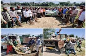 Srinagar Municipal Corporation Conducts Sanitation Campaign in Zone West