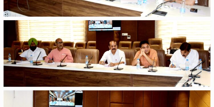 CEO meets recognized political parties of J&K; reviews Special Summary Revision