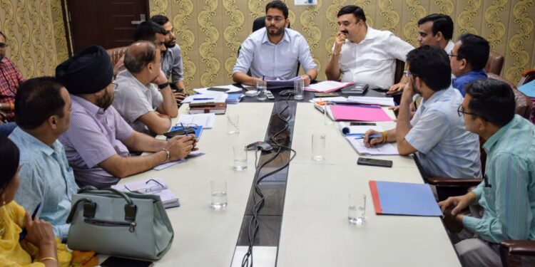 DC Jammu for discipline, punctuality in Education sector