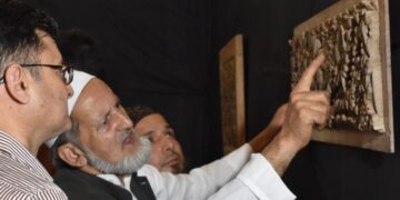 Exquisite Wood Carving Exhibition inaugurated at Govt. Arts Emporium Srinagar