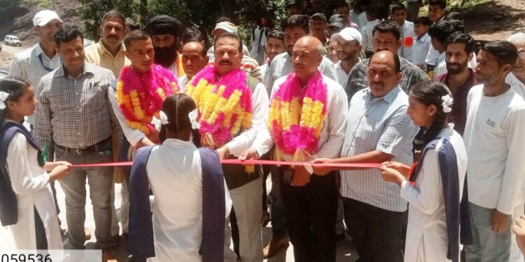 DDC Chairperson inaugurates kindergarten at GHS Panjar
