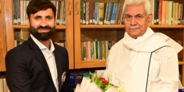 International Cricketer Parvez Rasool calls on Lt Governor