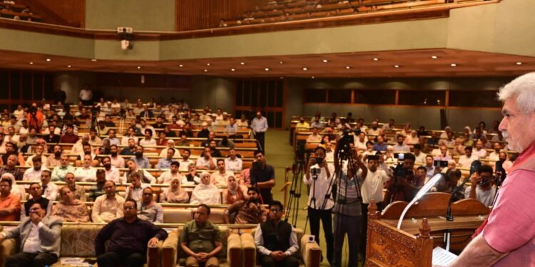 Lt Governor launches ‘JK SAMADHAN’ – Unified Grievance Redressal & Monitoring System at Srinagar