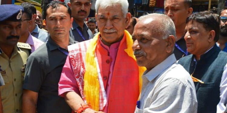 Shri Amarnath Ji Yatra-2024: Lt Governor visits Nunwan, Chandanwari base camps