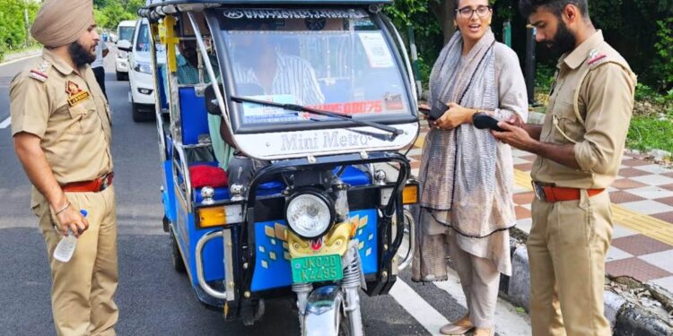 RTO Jammu suspends 153 DLs, issues notices to 403 traffic violators