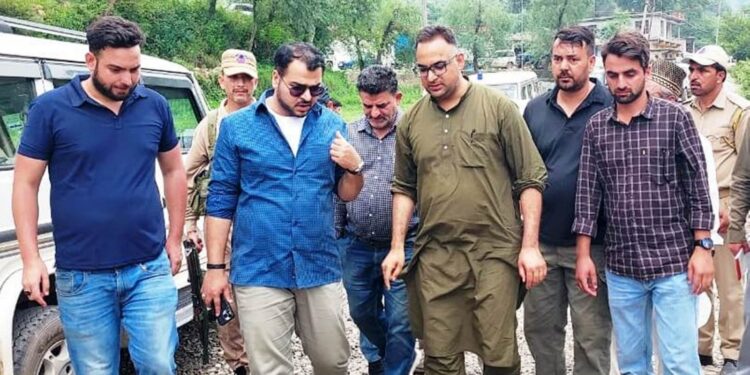 DC Poonch conducts extensive tour of Surankote Sub-Division, oversees developmental works