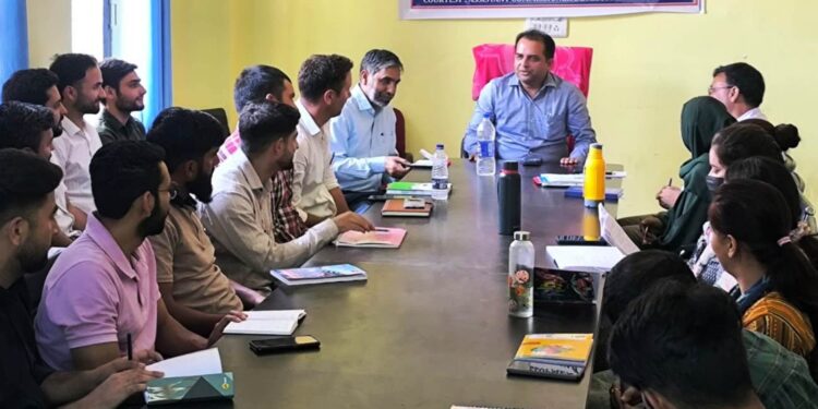3-days Induction Training Program for newly appointed Panchayat Secretaries concludes in Kishtwar