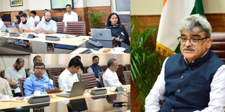 Dulloo assesses progress on Smart City works, other schemes of H&UDD