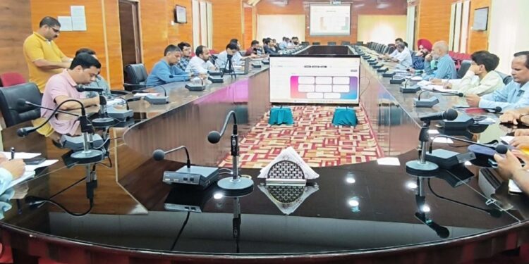 Training Session for Nodal Officers on handling JK Samadhan Portal held in Doda