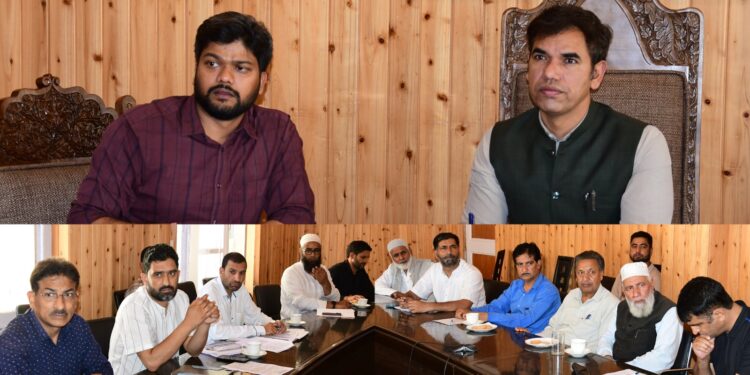 Div Com Kashmir visits Ganderbal, reviews 2nd SSR in district
