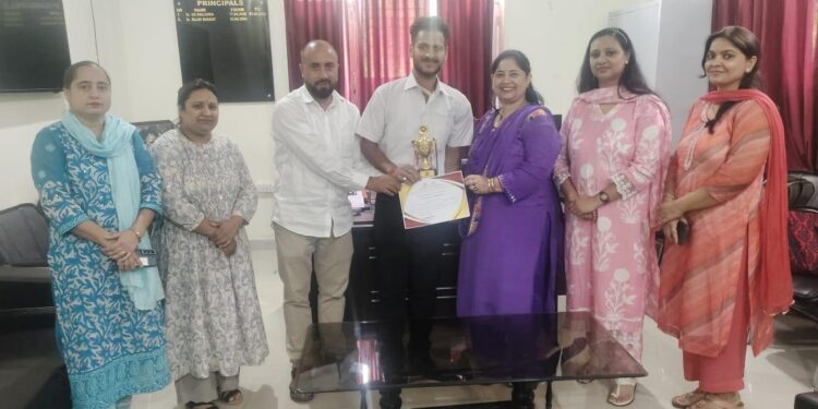 GDC Katra organizes felicitation programme