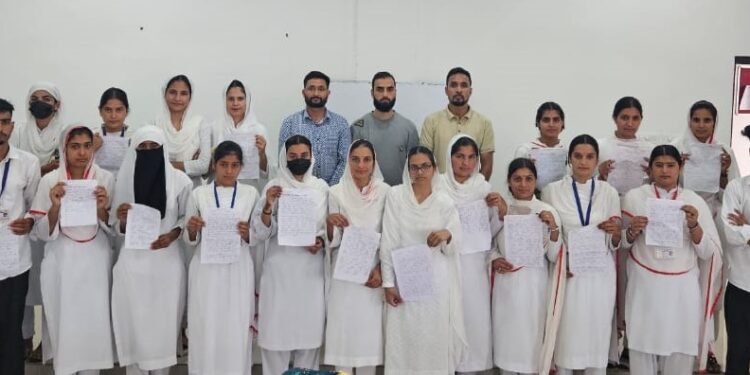 Assembly Elections- 2024 GDC Dharmari organises paper reading competition on importance of Casting Vote