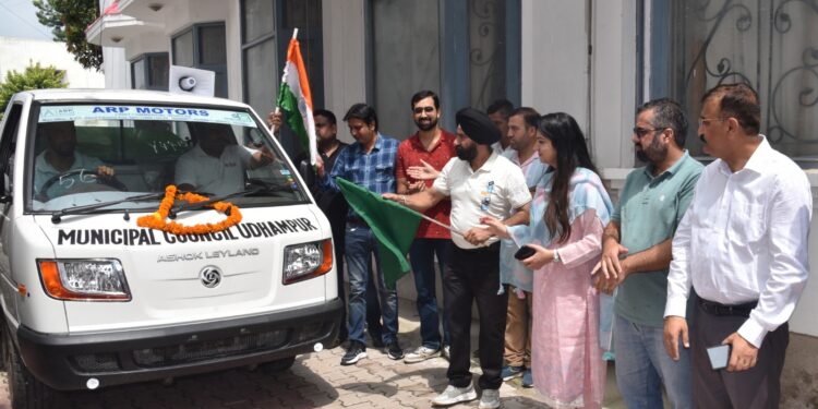 DC Udhampur flags off waste segregation vehicles of MC Udhampur
