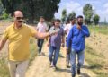 Director Agriculture visits Pinjoora, Chitragam, Aglar & Allowpora areas of Shopian