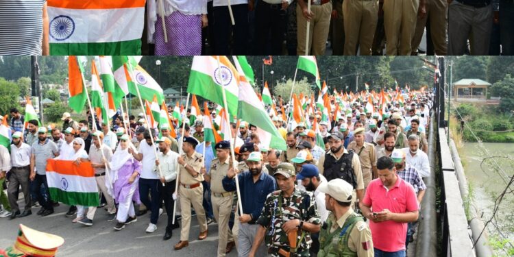 DDC Chairperson, DC lead massive Tiranga Rally in Ganderbal