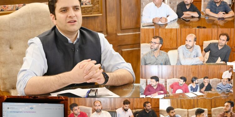 Assembly Elections- 2024 First randomization of EVMs & VVPATs successfully conducted in Kulgam in presence of Political Parties