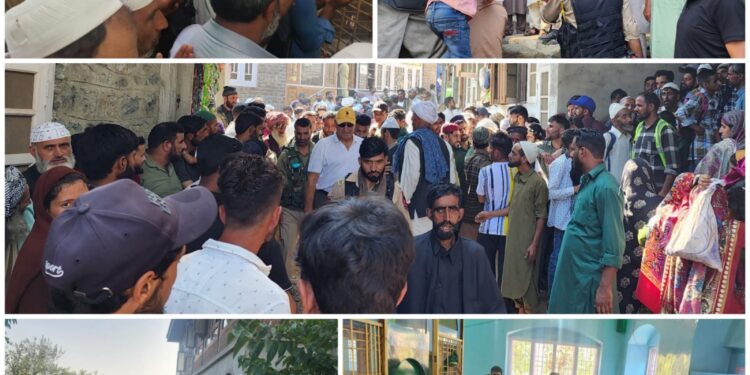 Usman Majid Pays Obeisance at Hazrat Nanga Baji (RA) Shrine in Malangam