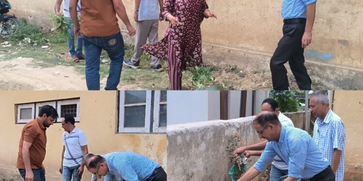 DIPR Doda conducts cleanliness drive as part of Swachhta Pakhwada