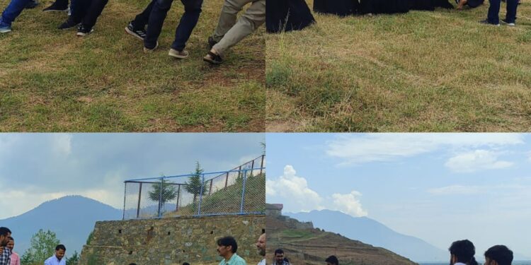 Swachhta Pakhwada: HKM College organises Tug of War