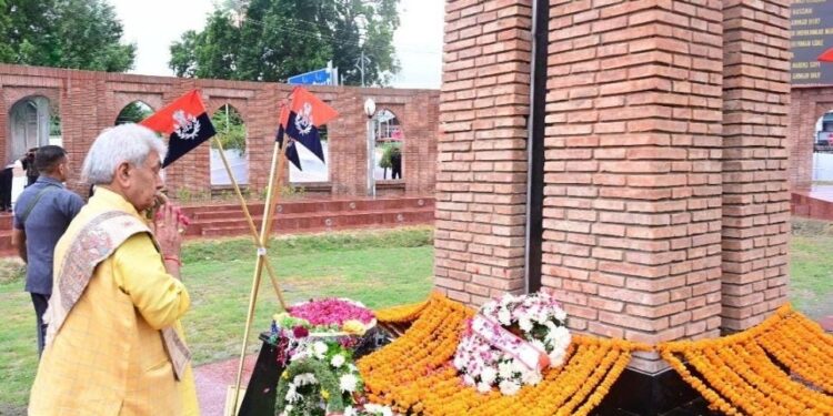 Lt Governor Manoj Sinha hoists National Flag and Addressed the People on the 78th Independence Day