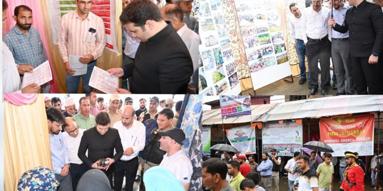 District Administration Kulgam organizes Exhibition to showcase Schemes & Programmes