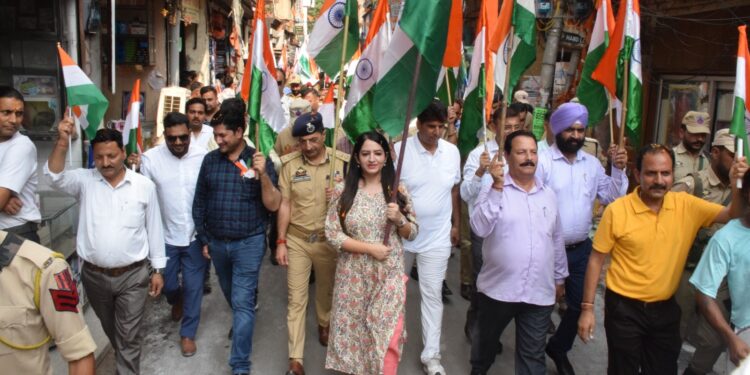 DDC Chairperson, DC flag off mega Tiranga rally in Udhampur