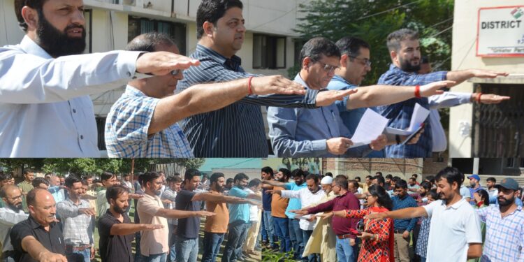 District Administration Doda Pledges to uphold Freedom from Corruption