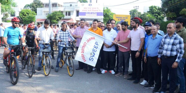 Assembly Elections-2024 Jammu Smart City organizes bicycle rally to promote voter awareness