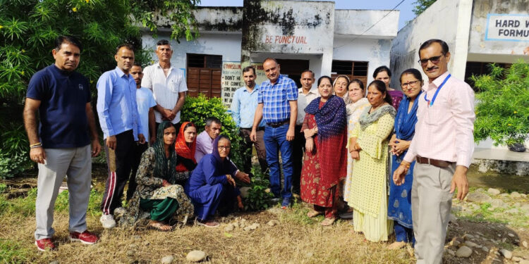 Assembly Elections-2024 GHS Bhed Blore promotes Electoral awareness through painting competition