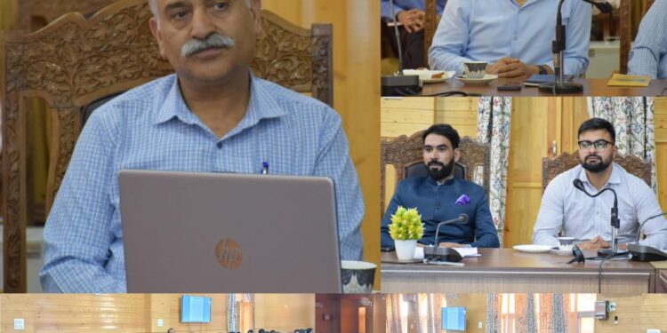 Assembly Elections-2024 DEO Bandipora presides over training program for Home voting poll staff