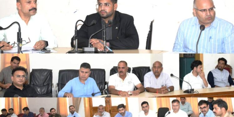 Assembly Elections-2024 Rajouri: DEO discusses critical matters with Political Reps; Reviews Election preparations