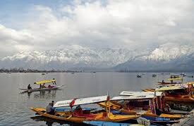Dal Lake voters enjoy unique experience with floating polling stations