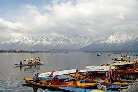 Dal Lake voters enjoy unique experience with floating polling stations