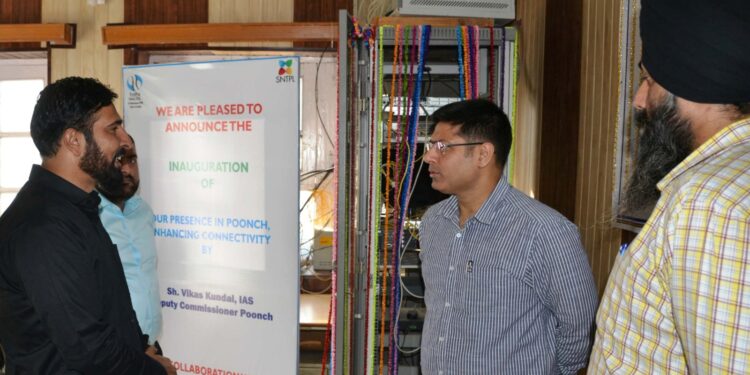 DC inaugurates 100 Mbps Leased Line Connectivity at NIC District Centre Poonch